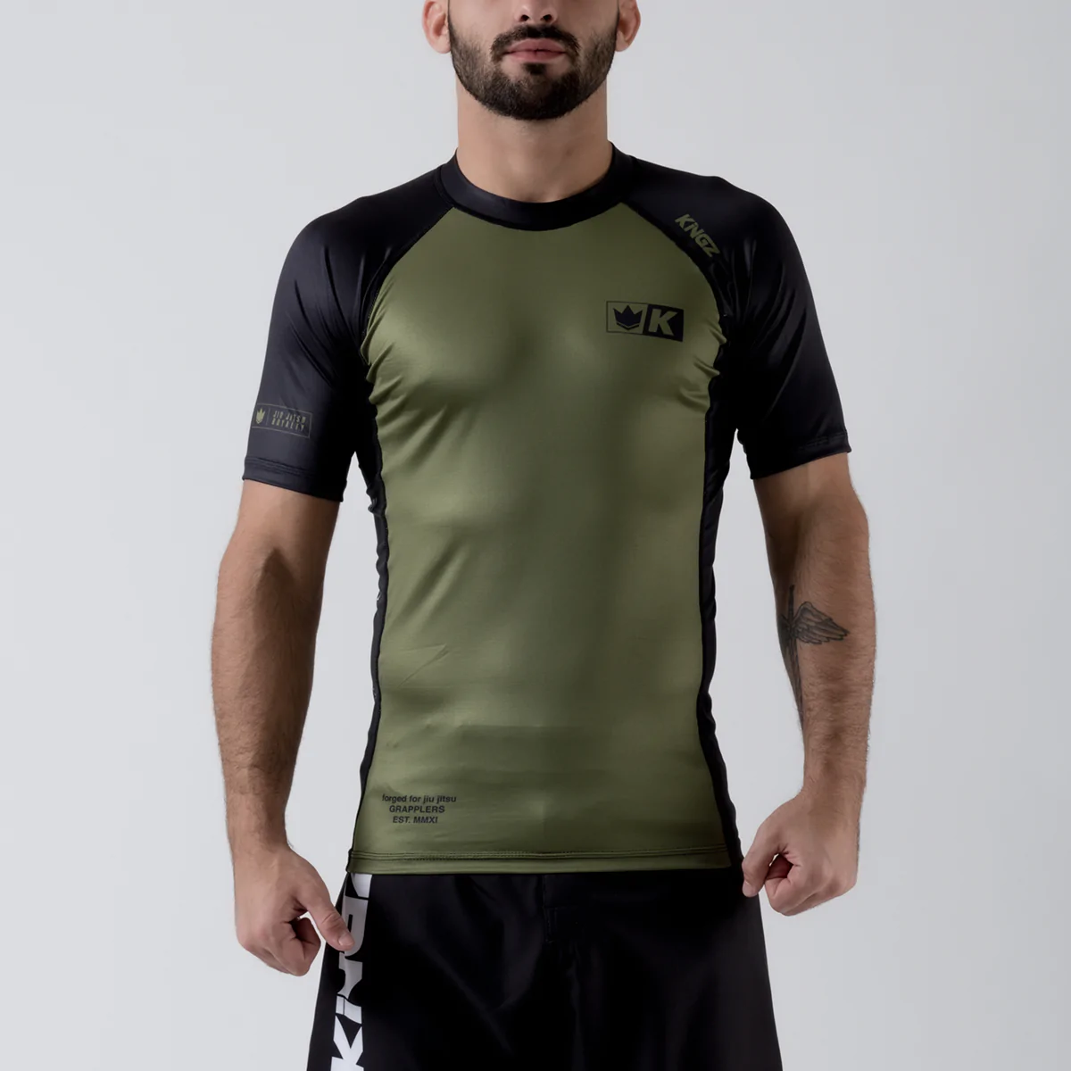 KINGZ-RASHGUARD-KROWN-MODEL-1_2000x.png