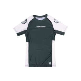 AESTHETIC XPLR KORTÆRMET RASHGUARD